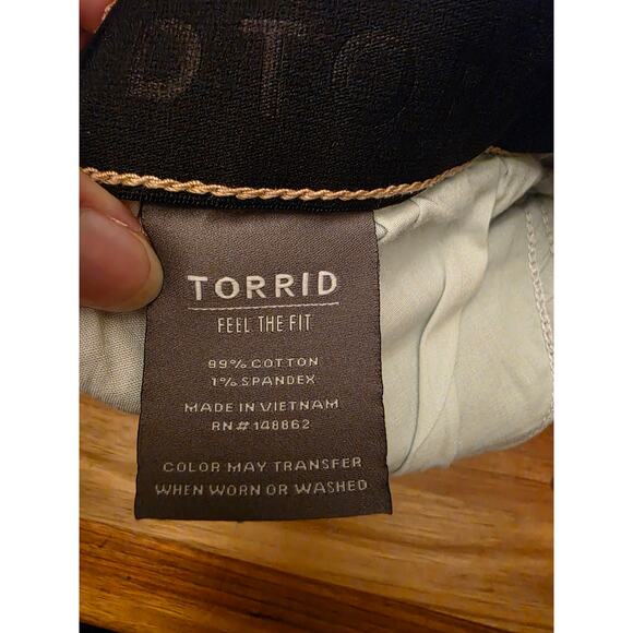 Torrid Feel The Fit Blue Denim Jeans Women’s Size 20 Plus Straight Leg EUC - Picture 4 of 5